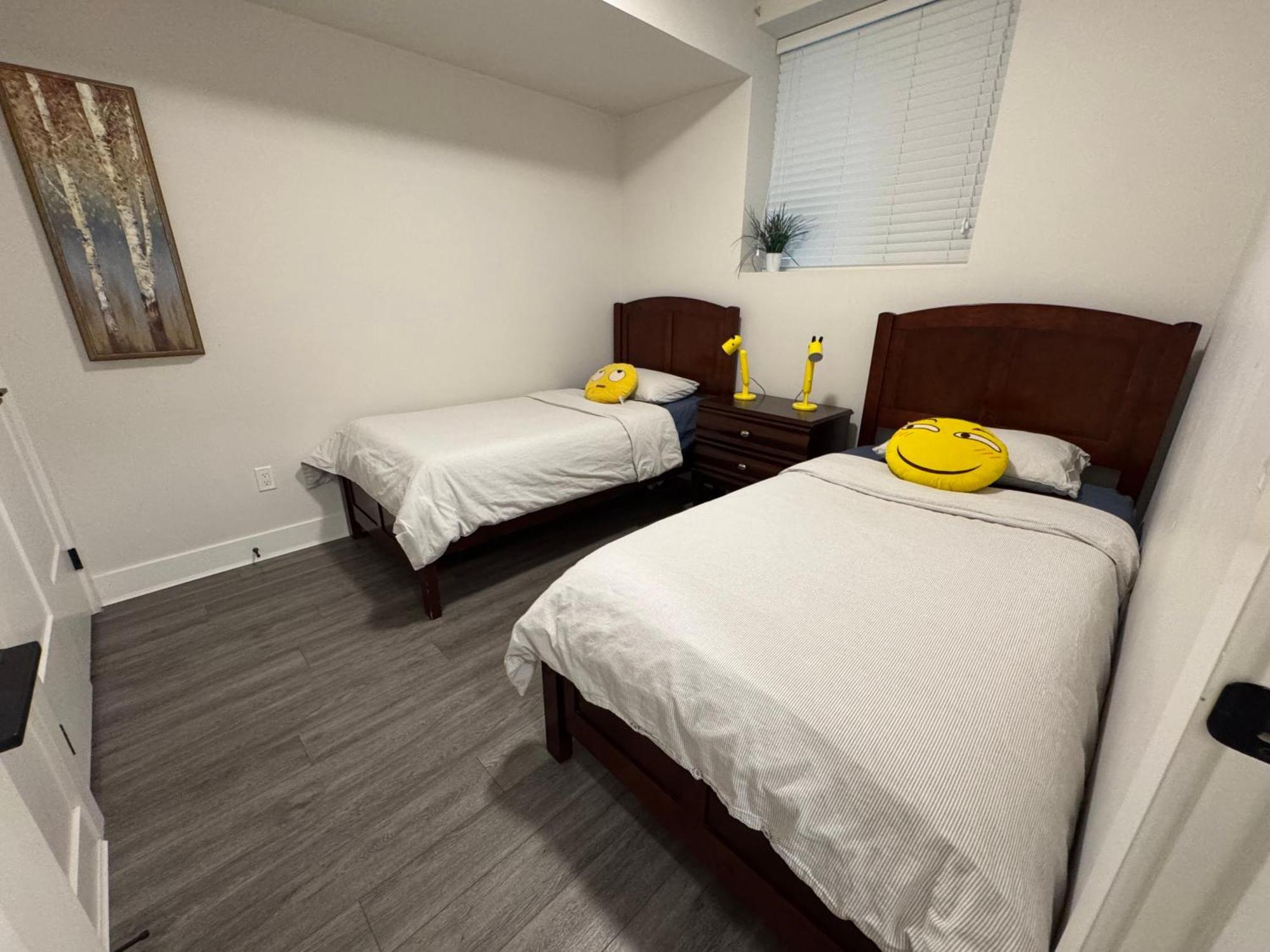 Modern 2br Near Morgan Creek & White Rock Surrey