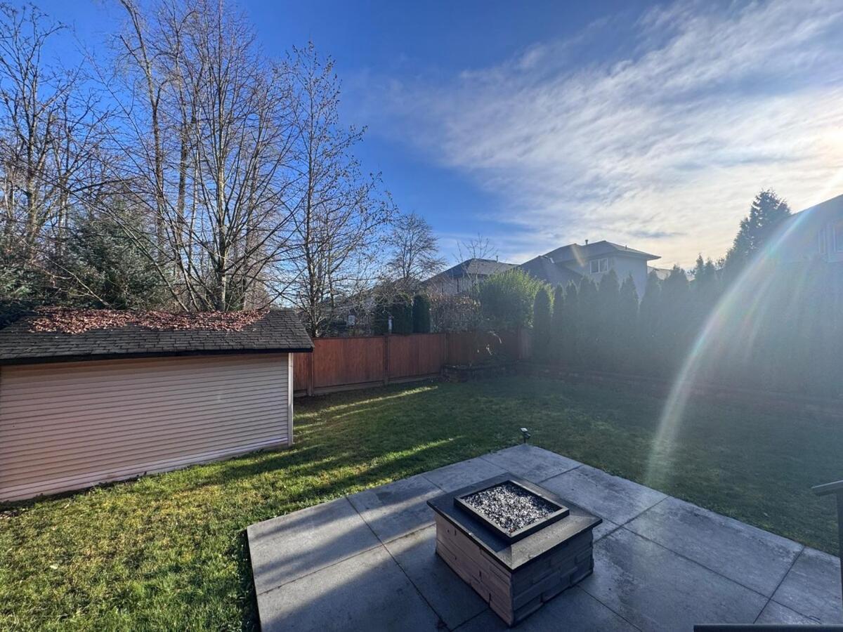 Bella House Basement In Surrey