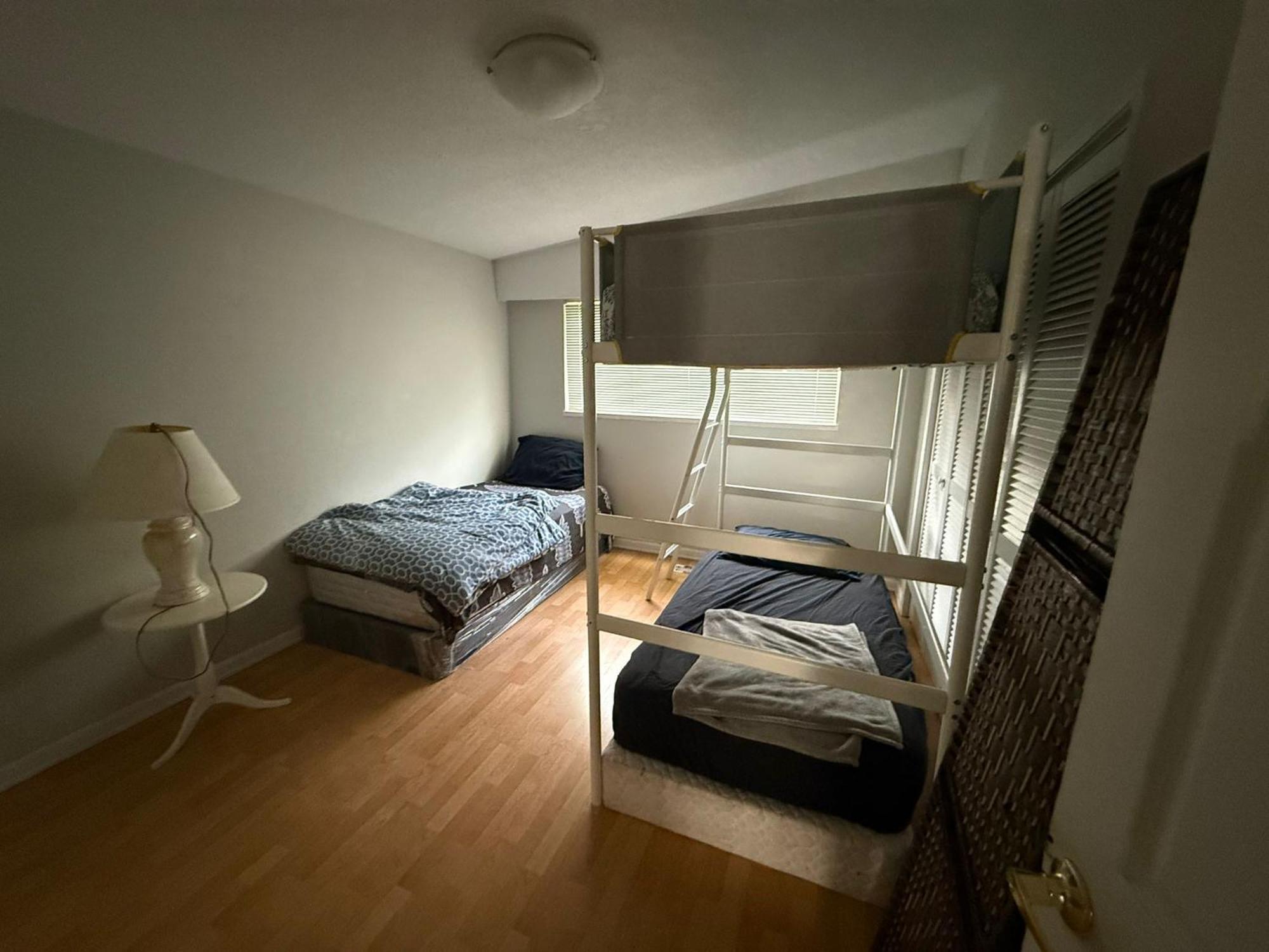 Prime Single Hostel *