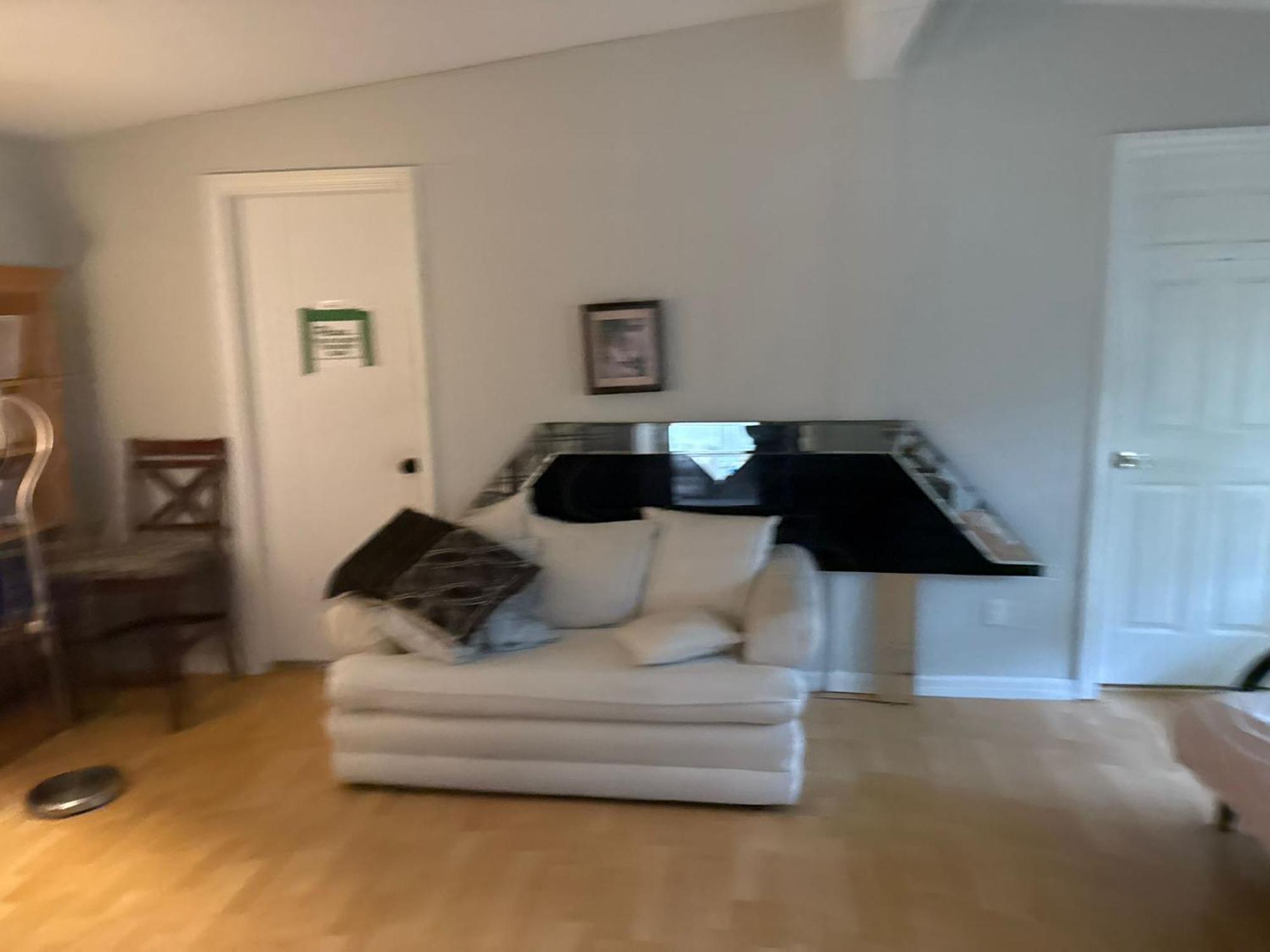 Prime Single Hostel Surrey