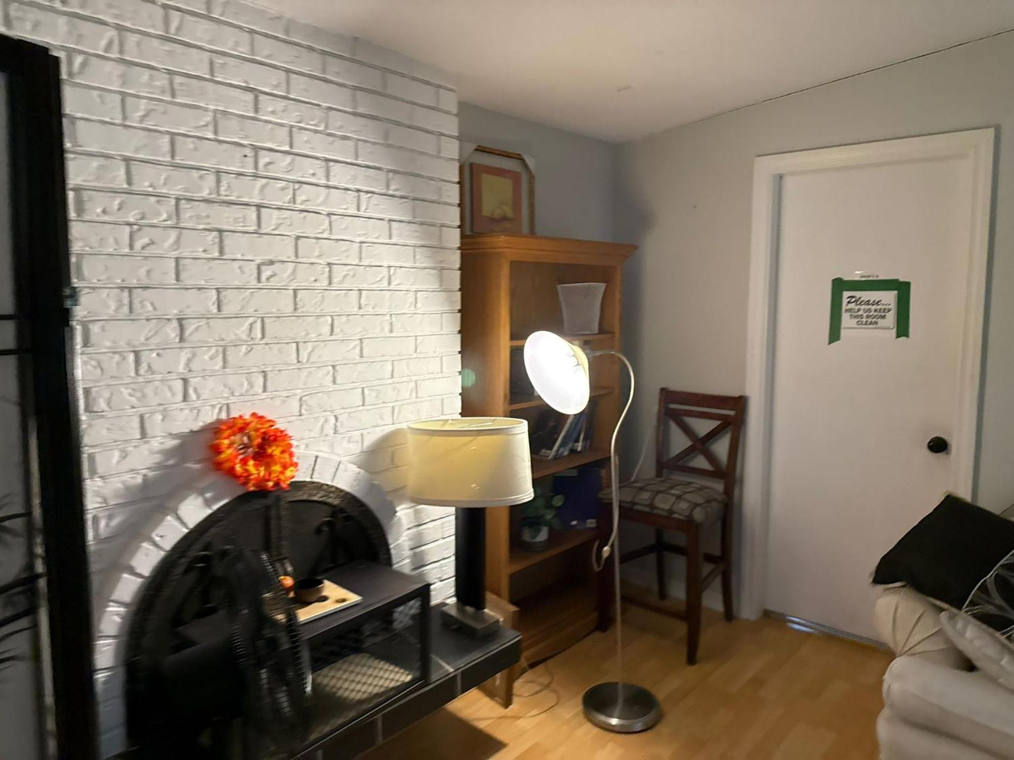 Prime Single Hostel Surrey