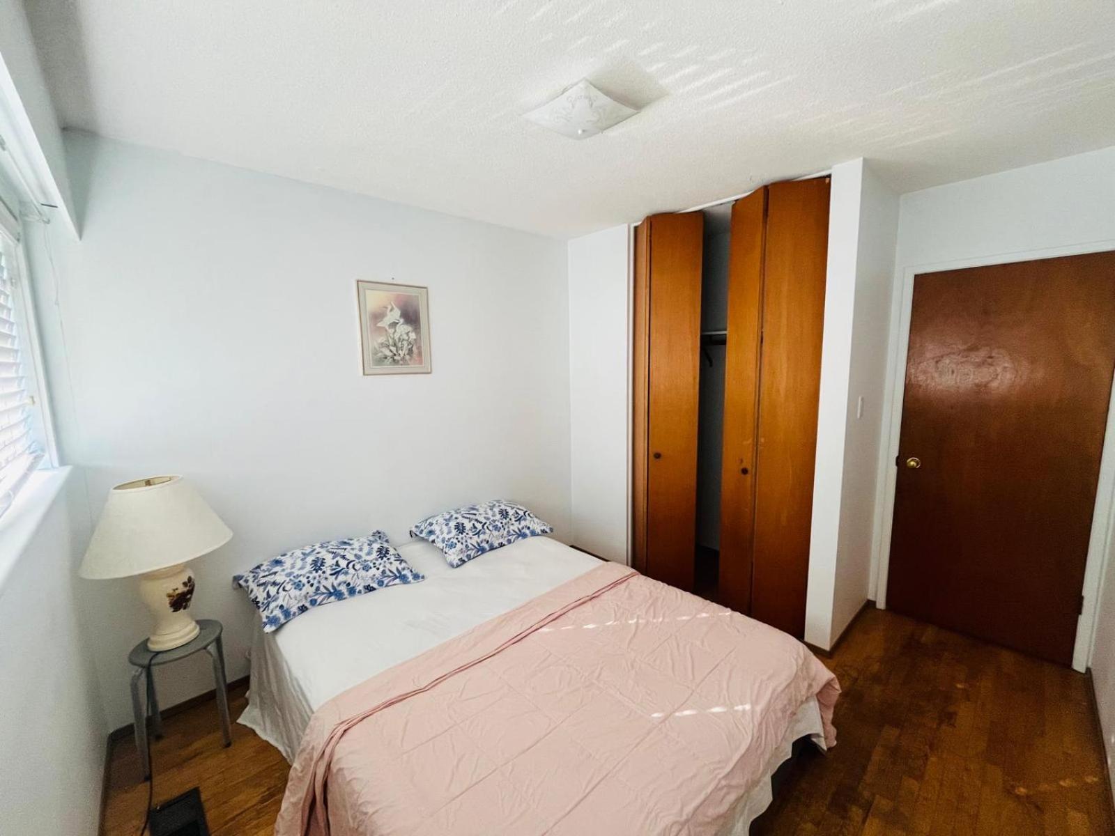 Homestay Guildford Downtown Surrey