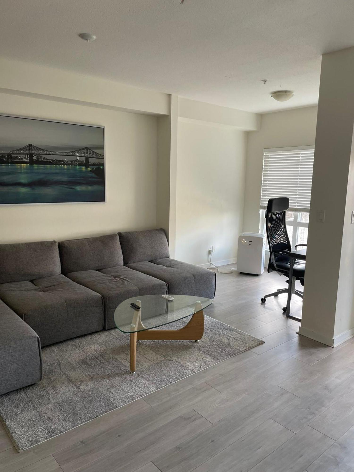 Beautiful 1 Bedroom Den Quattro Bld State Of The Art Of *
