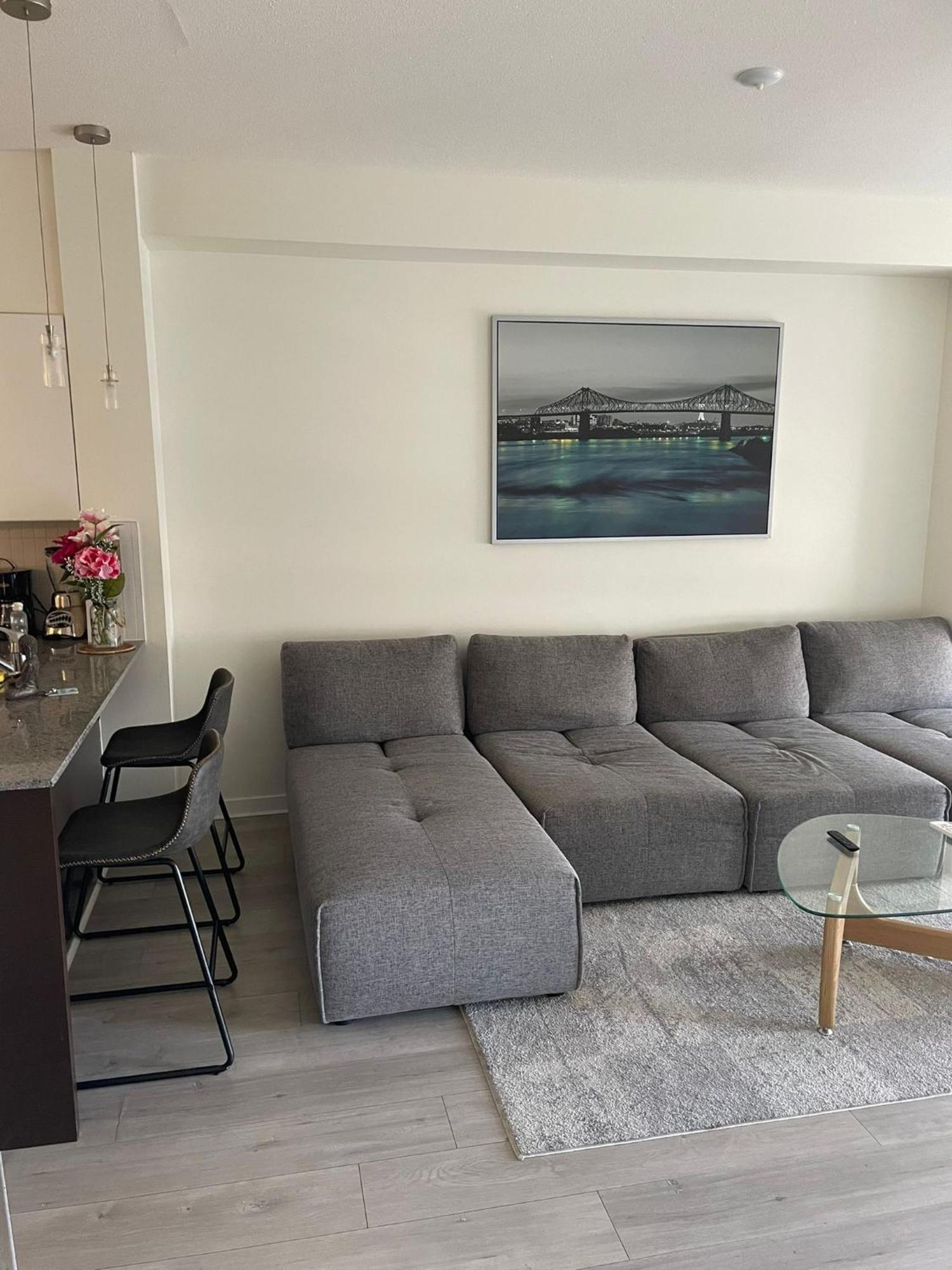 Apartment Beautiful 1 Bedroom Den Quattro Bld State Of The Art Of