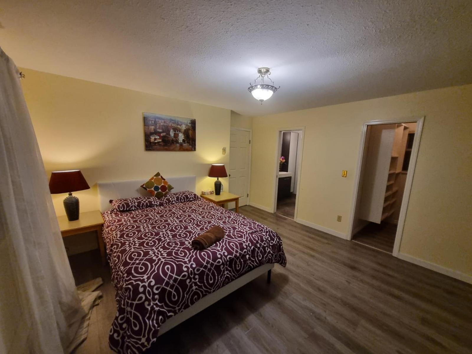 Homestay Budget Near White Rock - 5 Min Drive Surrey