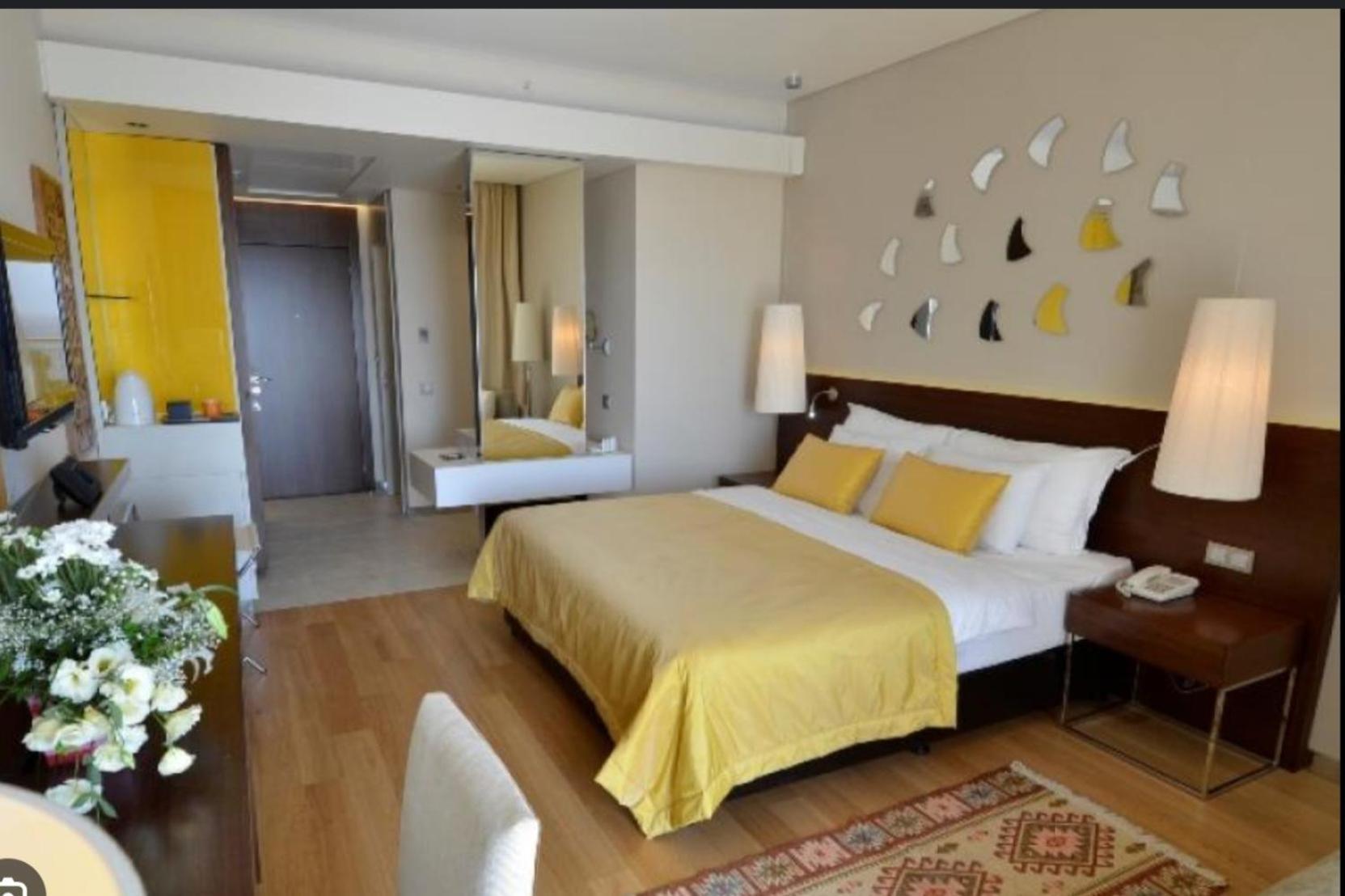 Empress Madani Palace ,