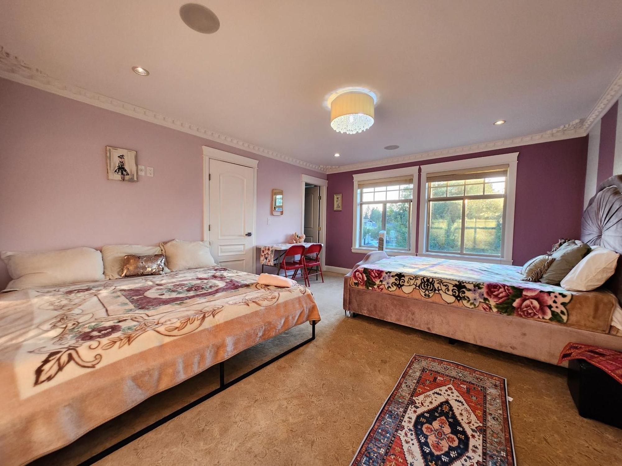 Guest house Empress Madani Palace ,