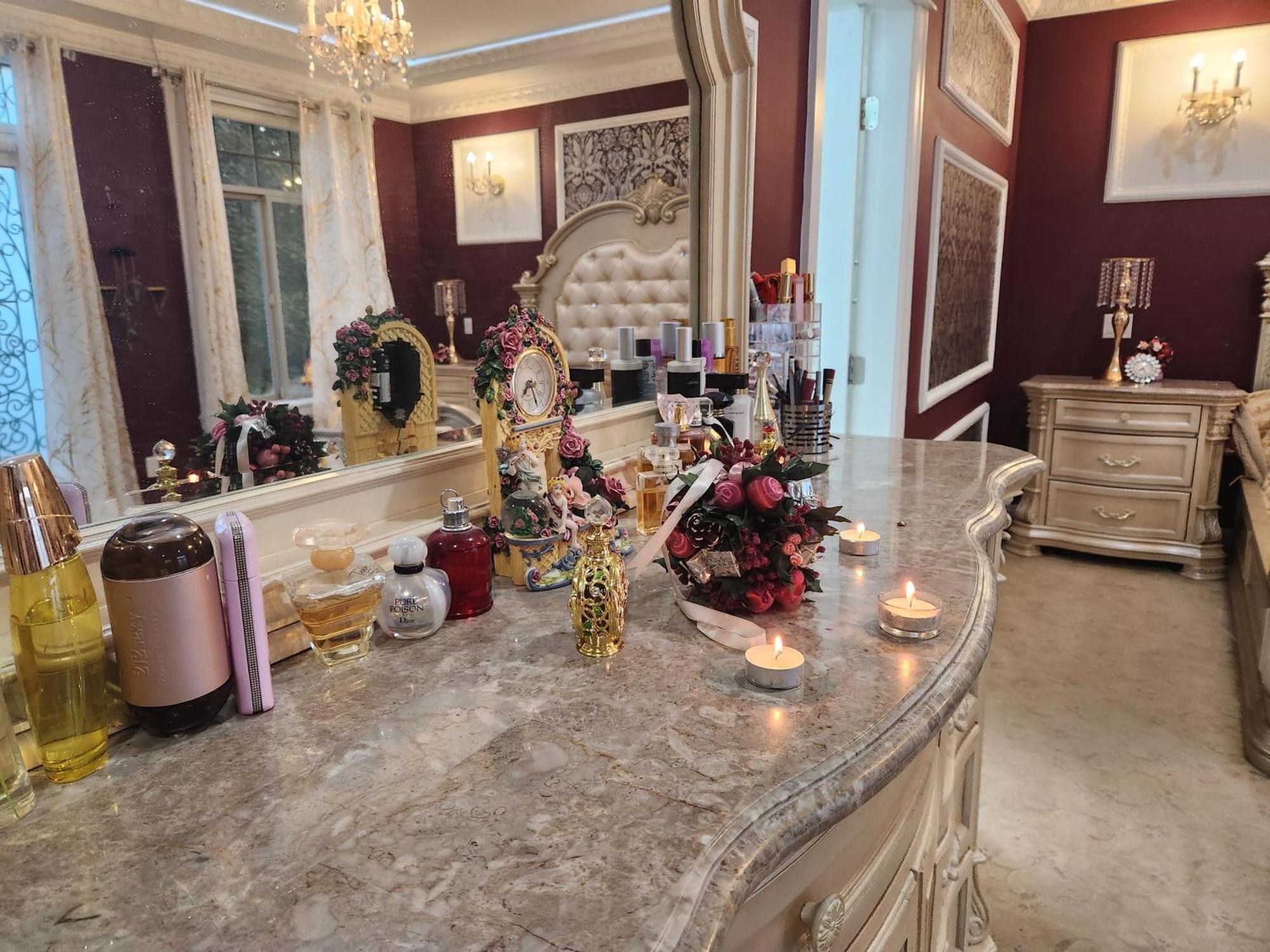 Empress Madani Palace , Guest house