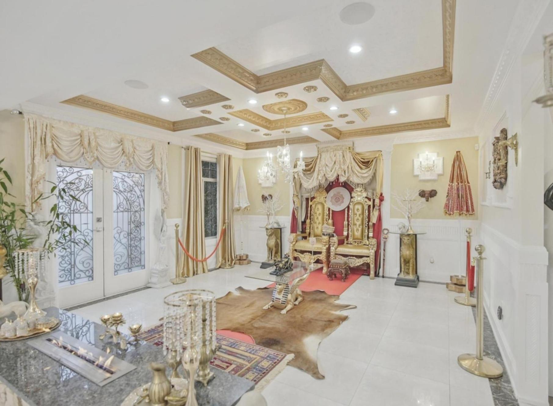 Guest house Empress Madani Palace , *