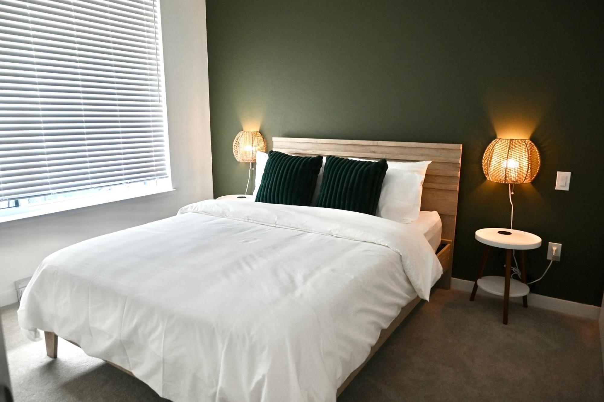 Premium 2 Bedroom Boho In Location