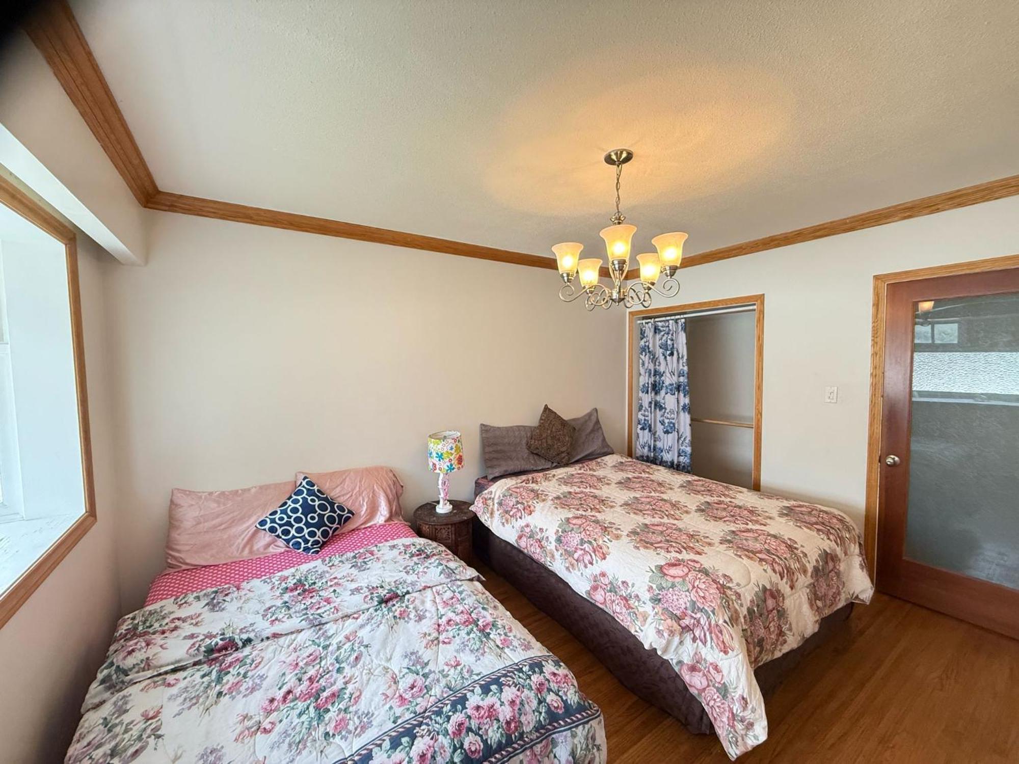 Homestay Homestay- Downtown, Restaurants, Transit Walking Distance