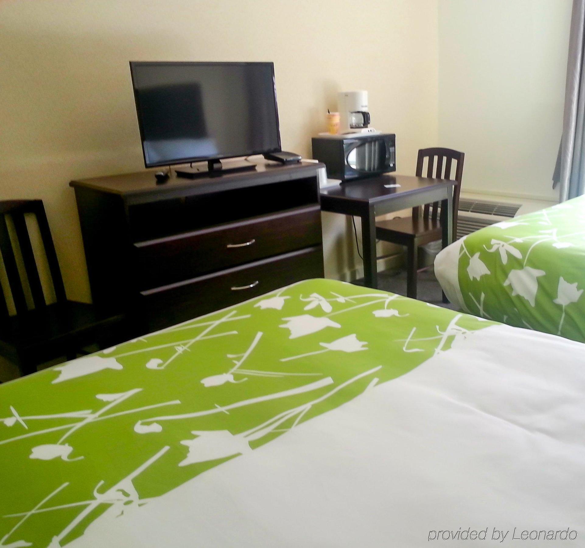 Hotel 6 Surrey, Bc Surrey