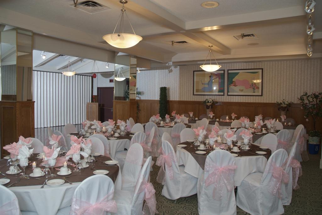 Hotel Compass Point -