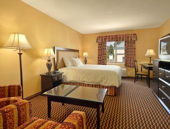 Ramada By Wyndham Surrey/langley Surrey