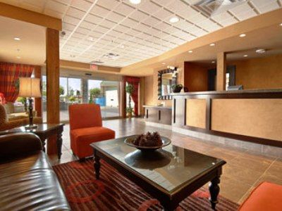 Ramada By Wyndham Surrey/langley