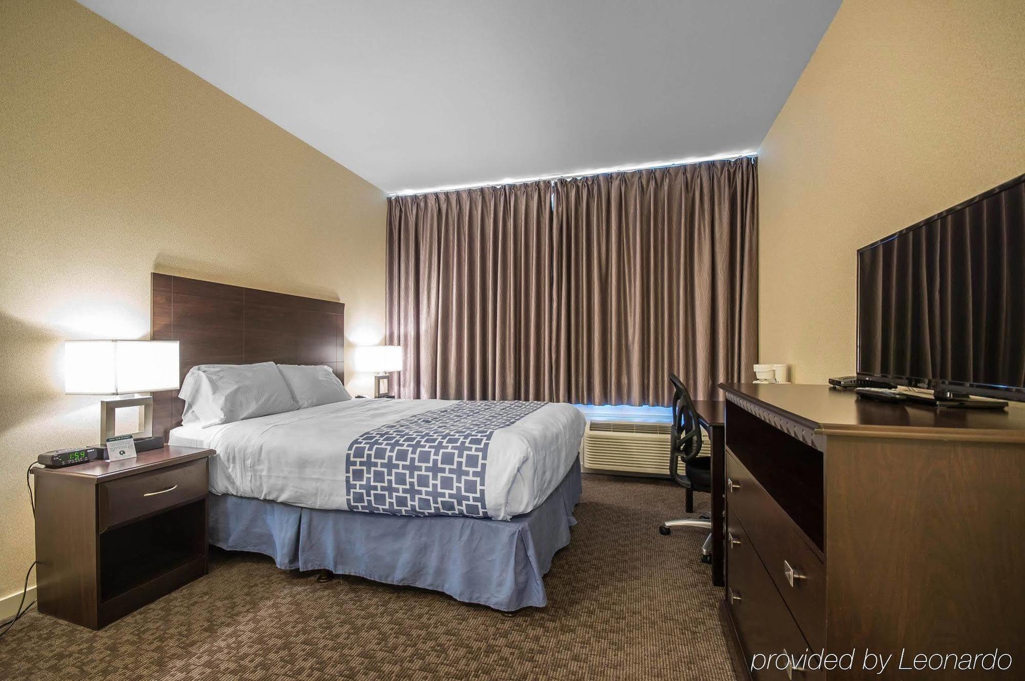6 Surrey, Bc 2*
