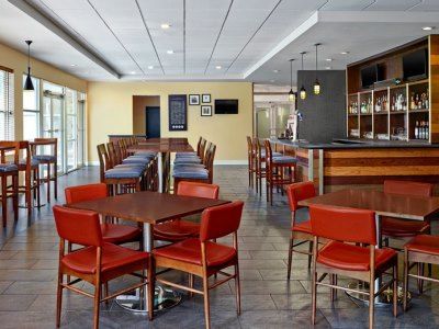 Four Points By Sheraton Surrey