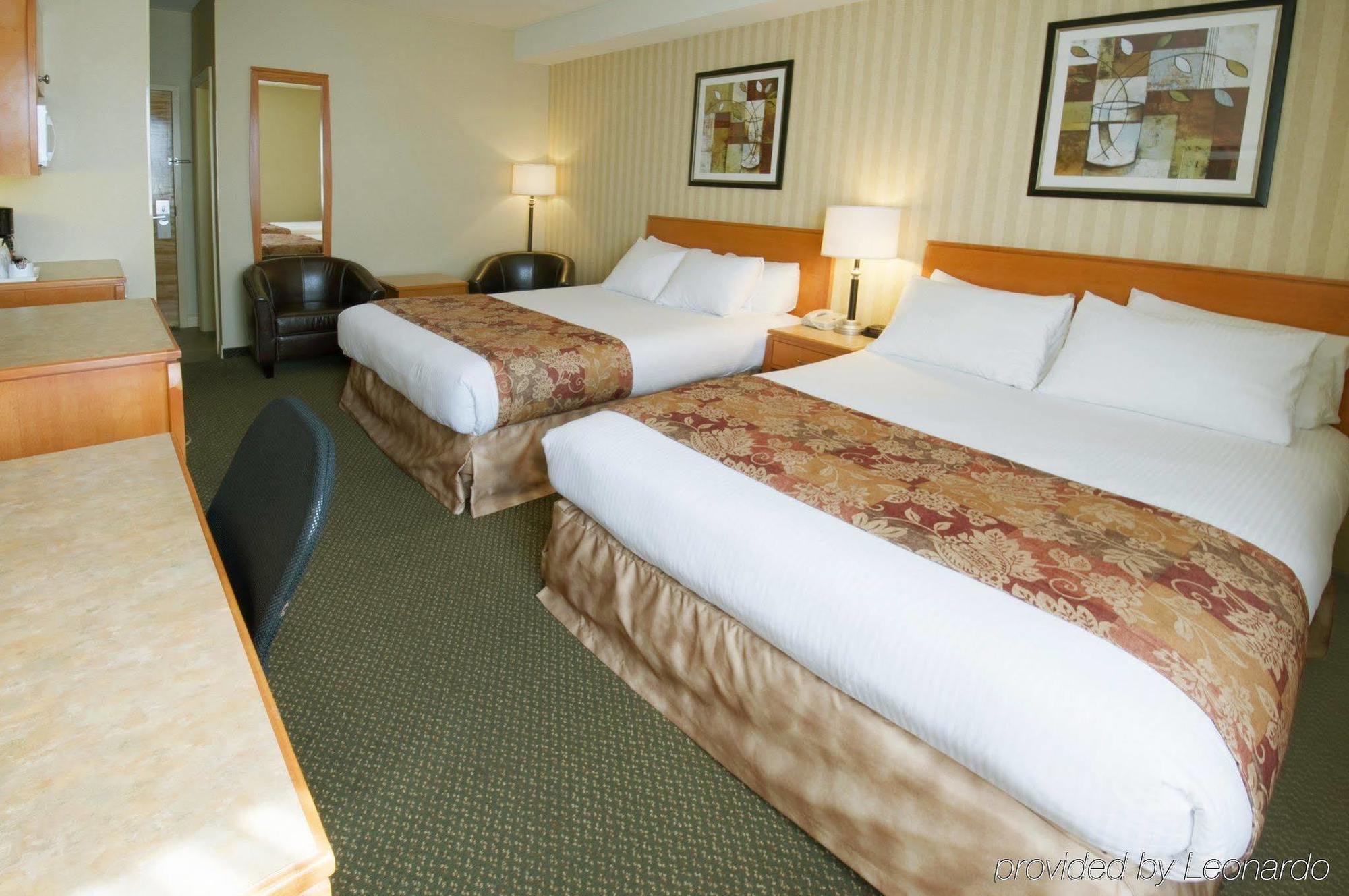 Hotel Western Peace Arch