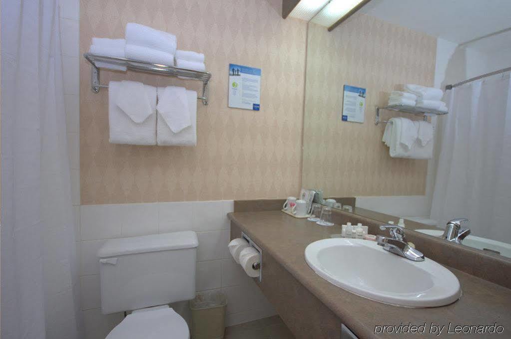 Hotel Four Points By Sheraton Surrey