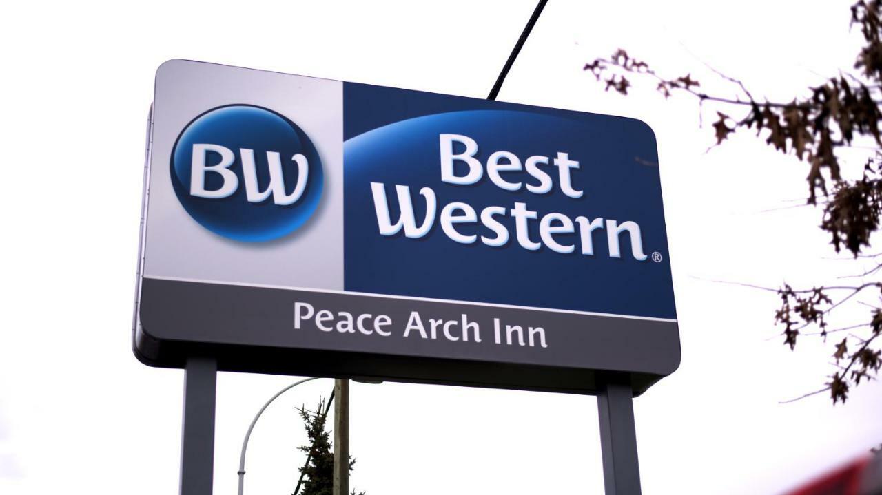 Western Peace Arch 3*
