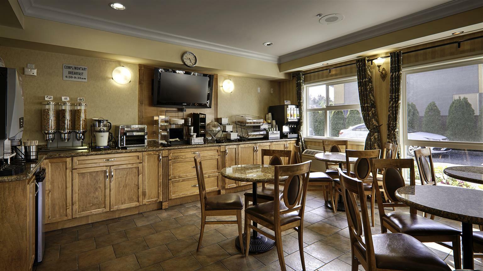 Hotel Western Peace Arch Surrey