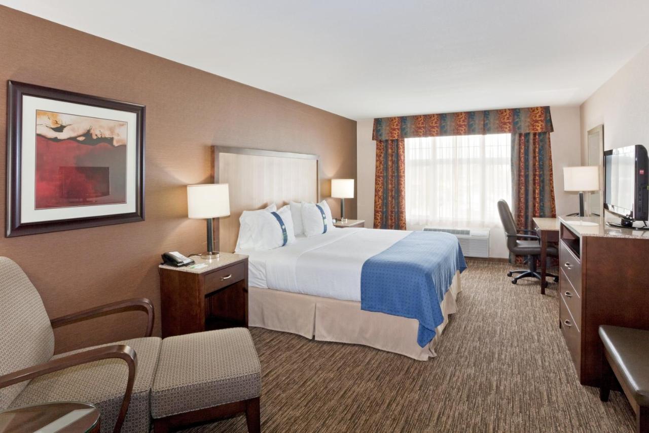 Hotel & East - Cloverdale By Ihg Surrey