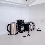 Private Room And Washroom In Surrey