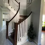 John&Jane\'S House