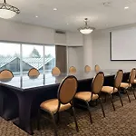 Sheraton Vancouver Guildford Hotel
