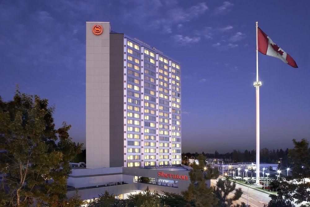 Sheraton Vancouver Guildford 4*