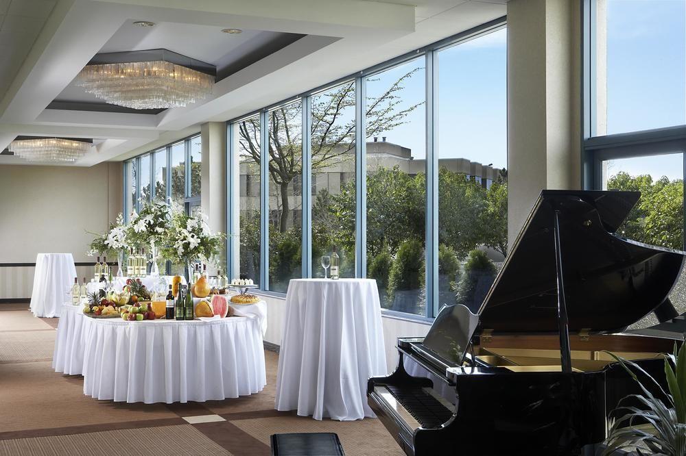 Sheraton Vancouver Guildford Hotel Surrey