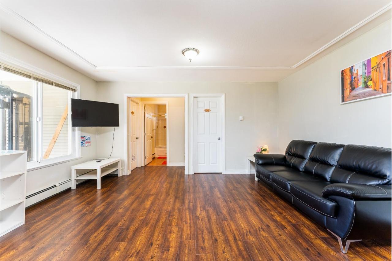 Lee's Place Holiday home Surrey