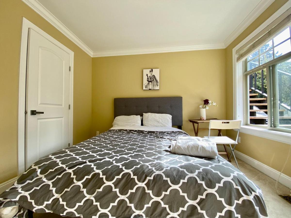 The Empress Palace 4* Surrey