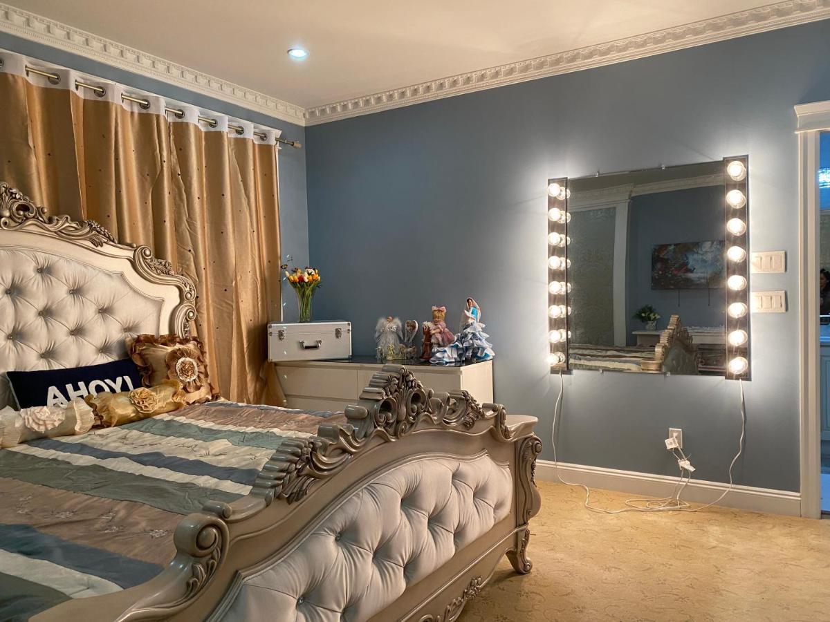 The Empress Palace 4*