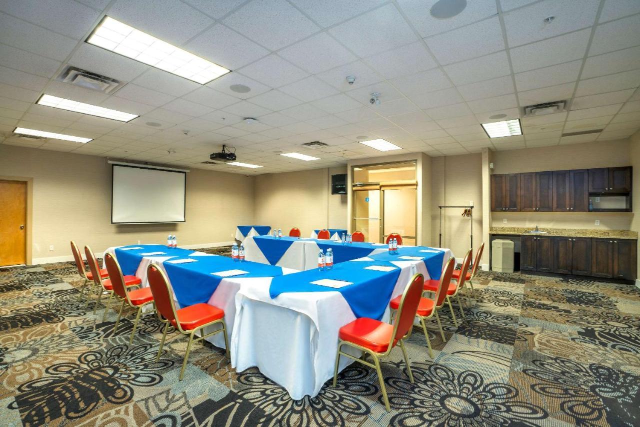 Comfort & Hotel Surrey