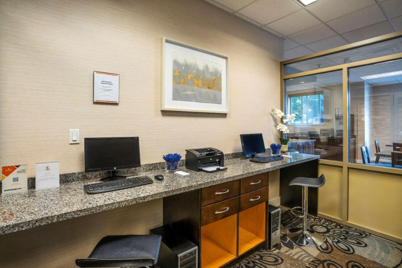 Hotel Comfort & 3*