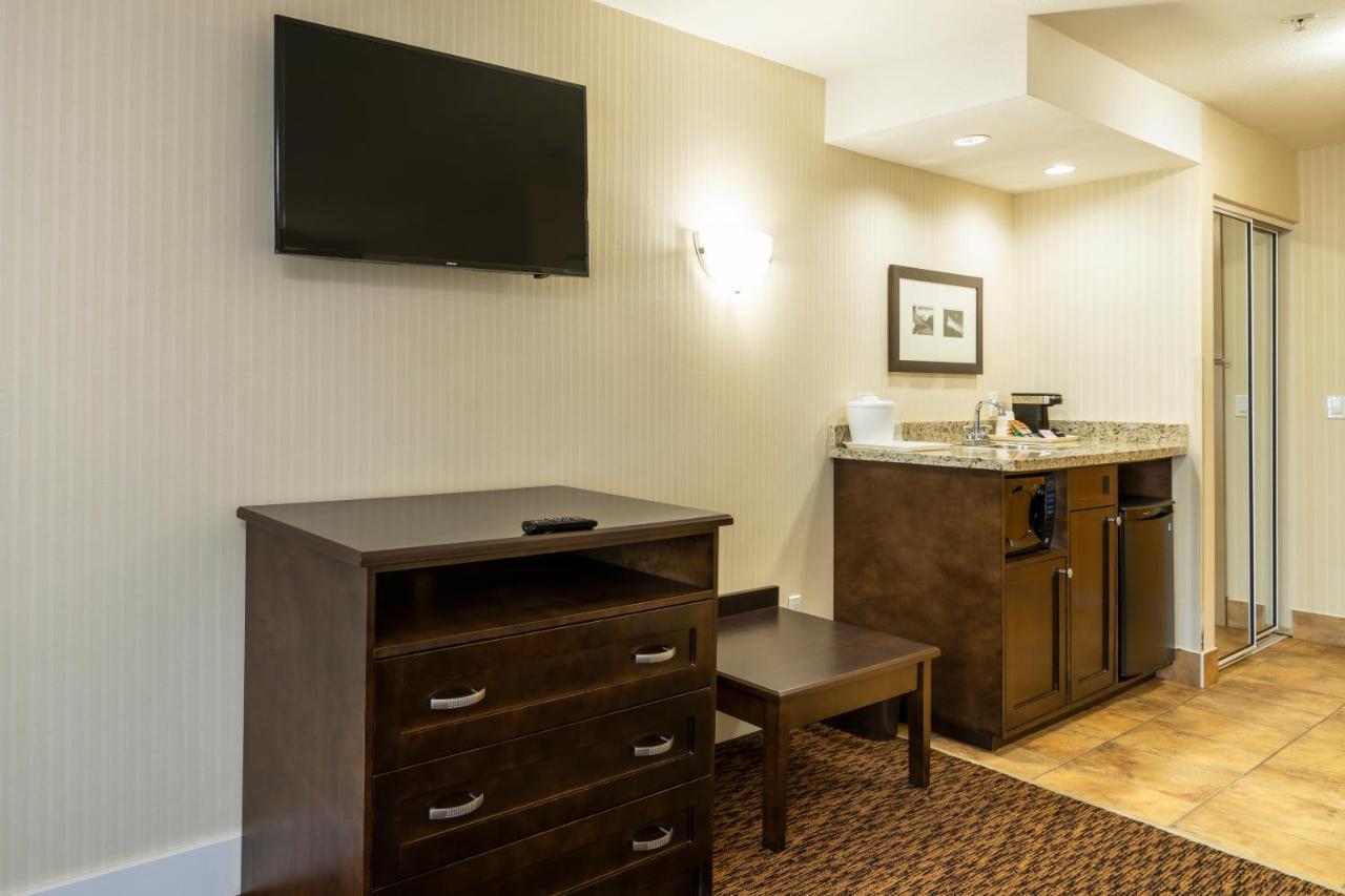 Hotel Comfort & 3*