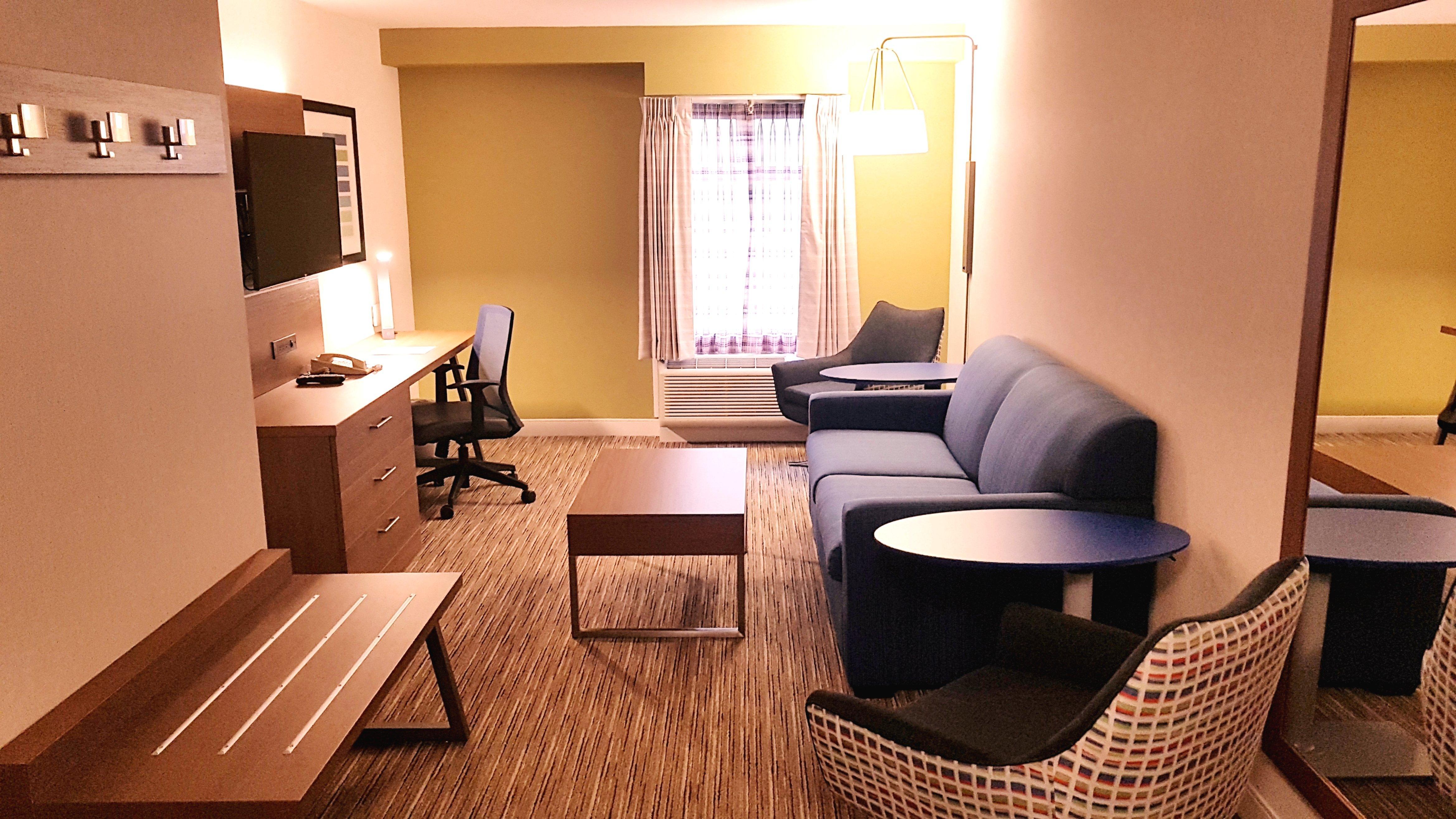 Hotel Express And By Ihg Surrey