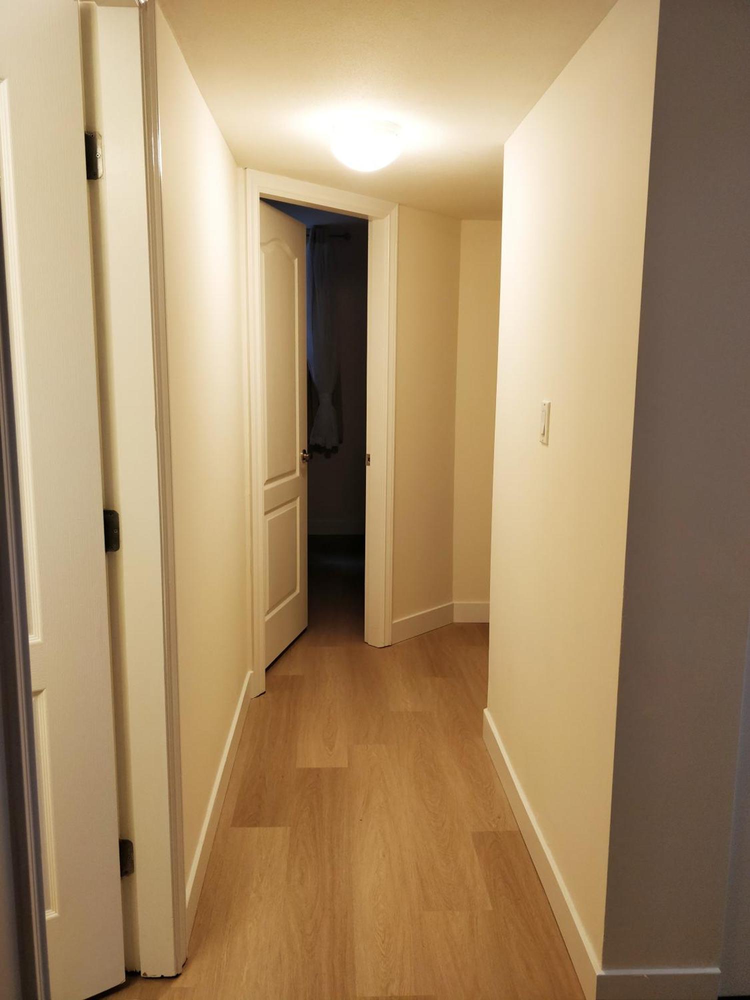 Villa 4br Basement Near Port Mann Bridge *