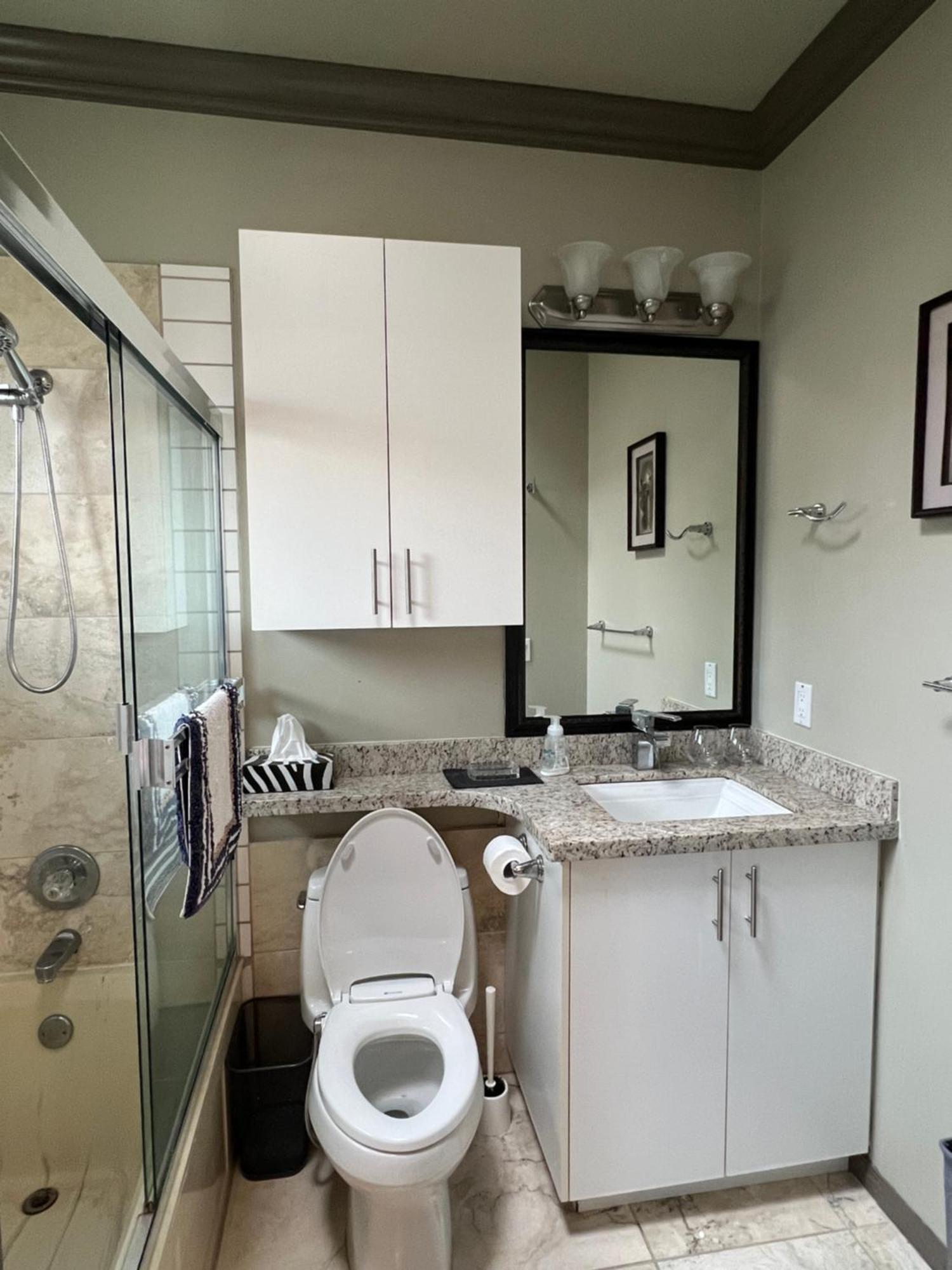 V.i.p. Club Homestay Surrey
