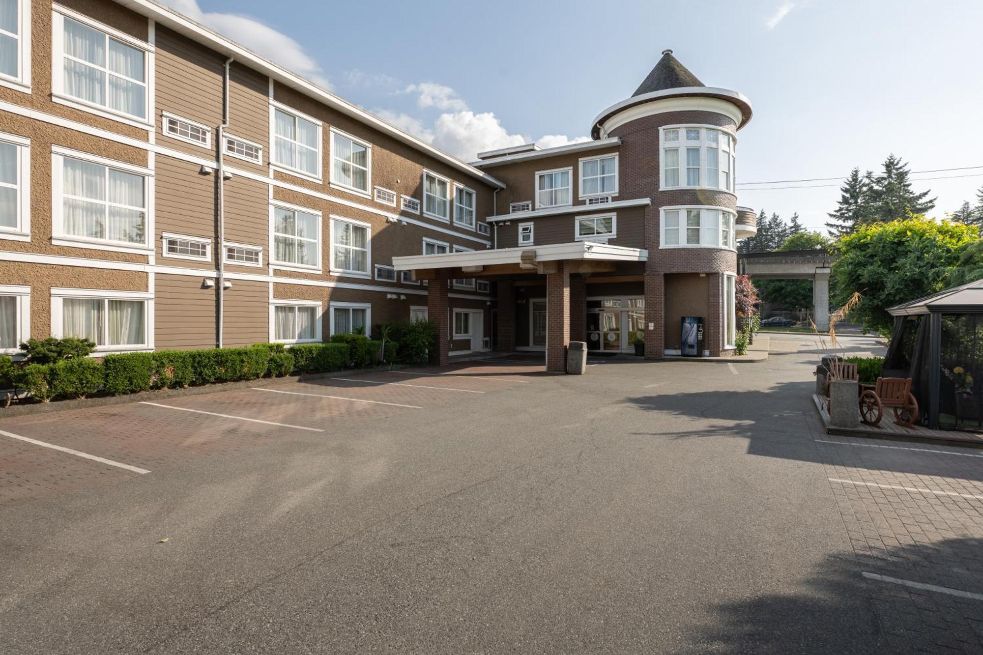 Days By Wyndham Hotel 2*