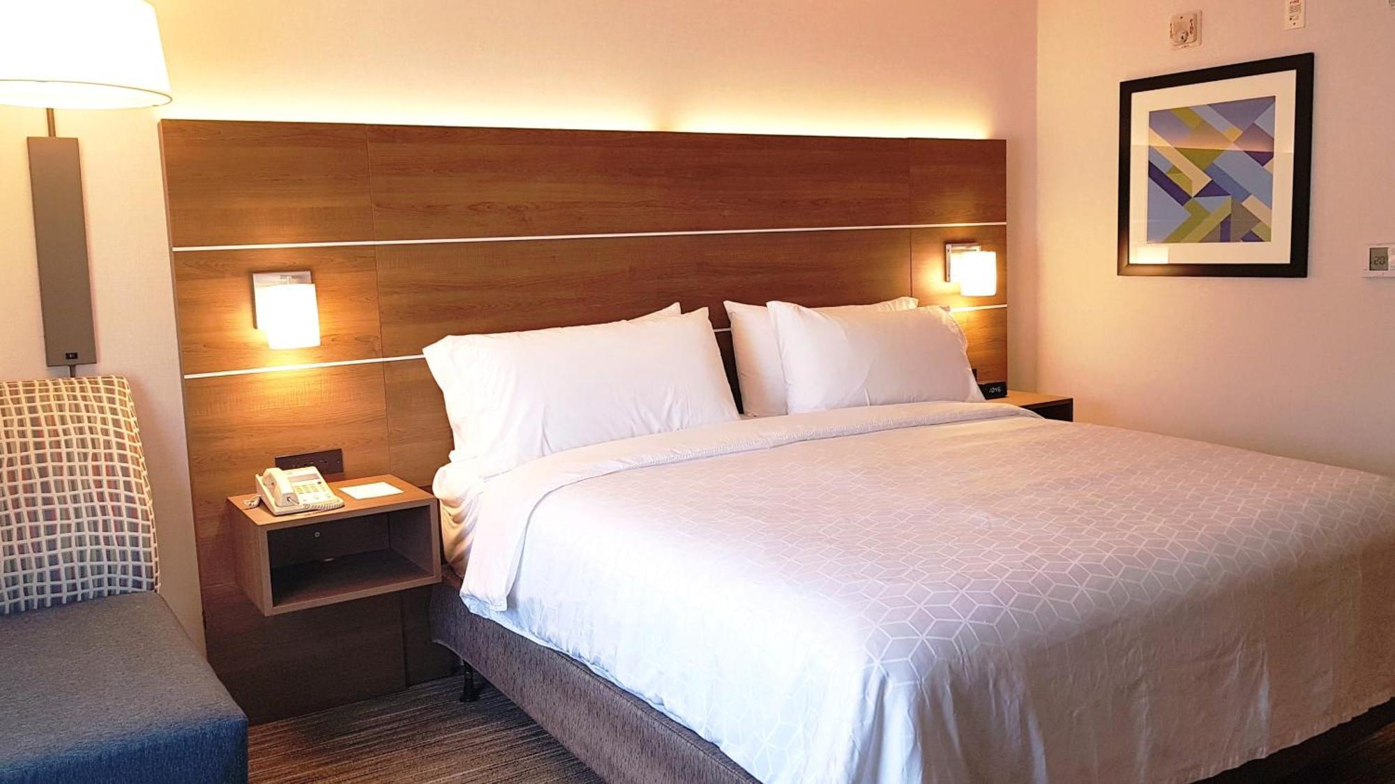 Hotel Express And By Ihg