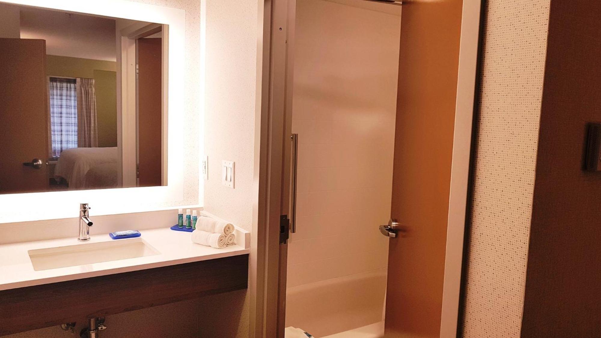 Hotel Express And By Ihg 2*