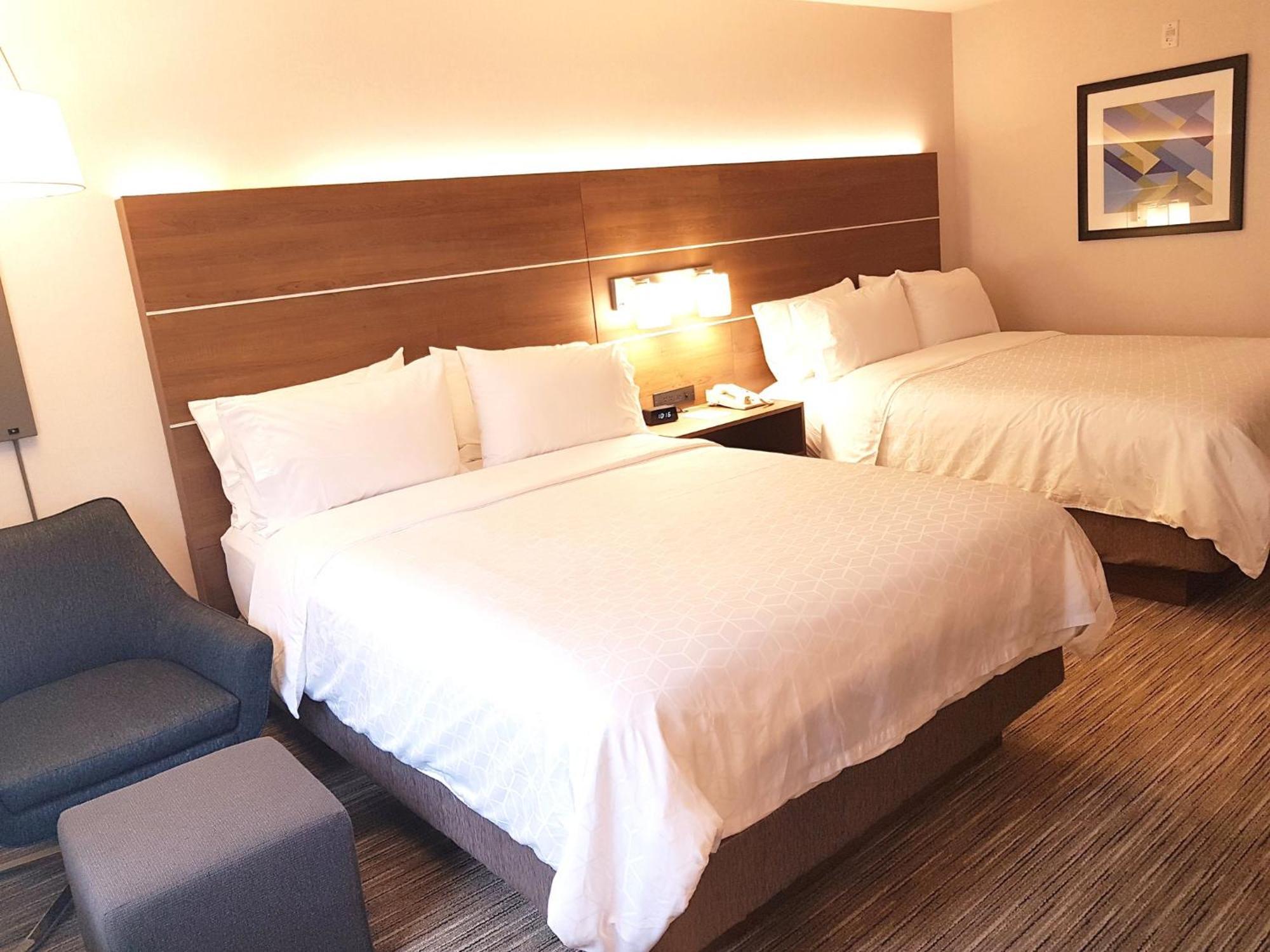 Hotel Express And By Ihg Surrey