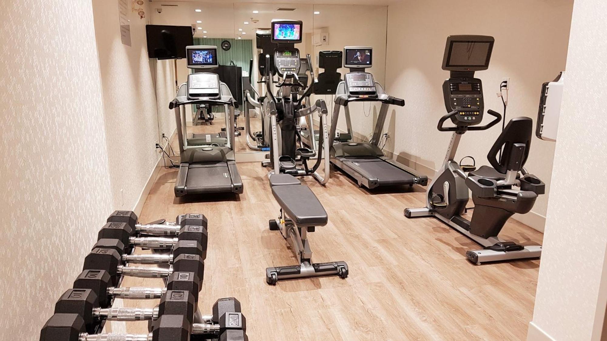 Express And By Ihg Hotel Surrey