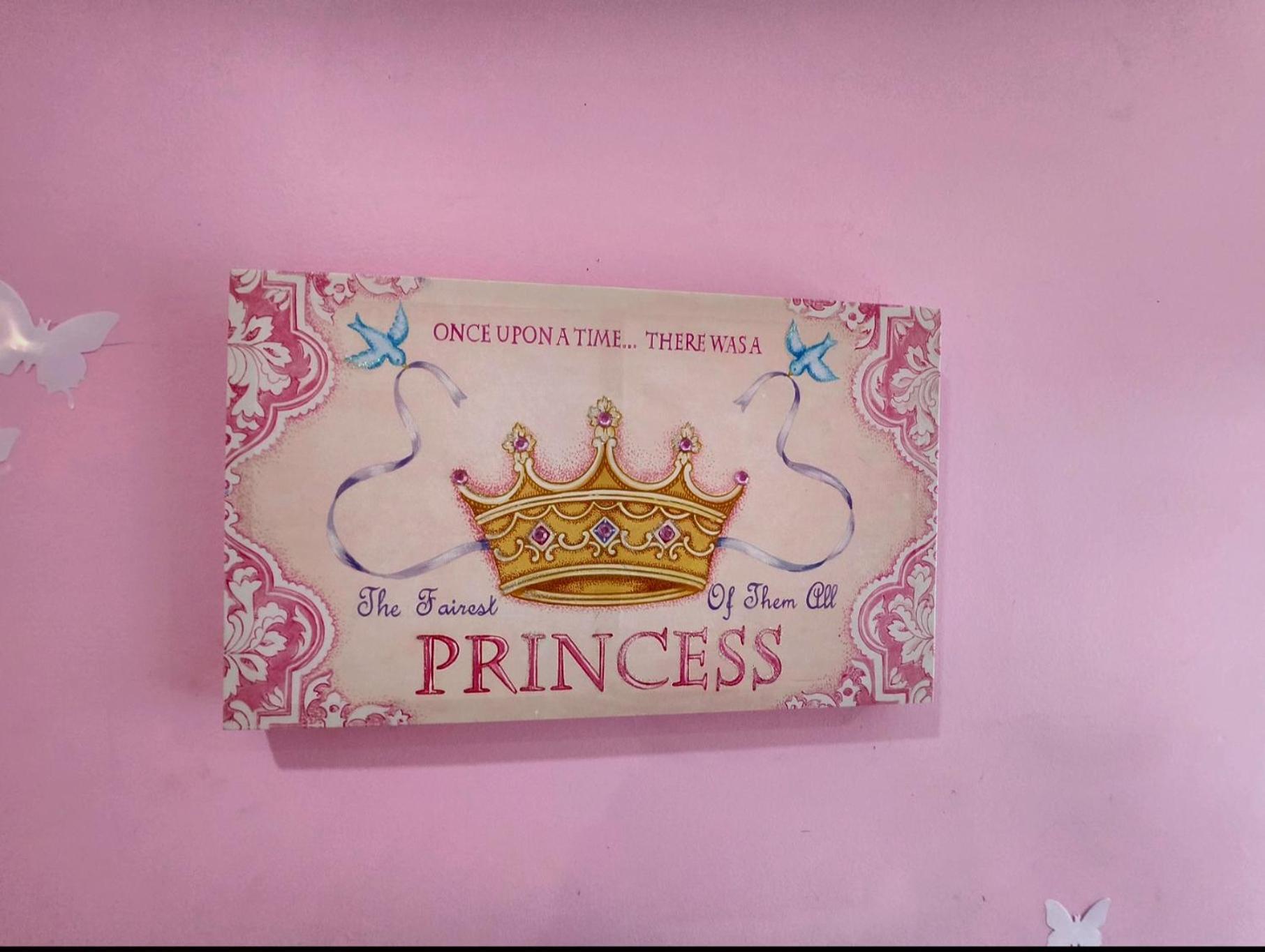 The Empress Palace 4*