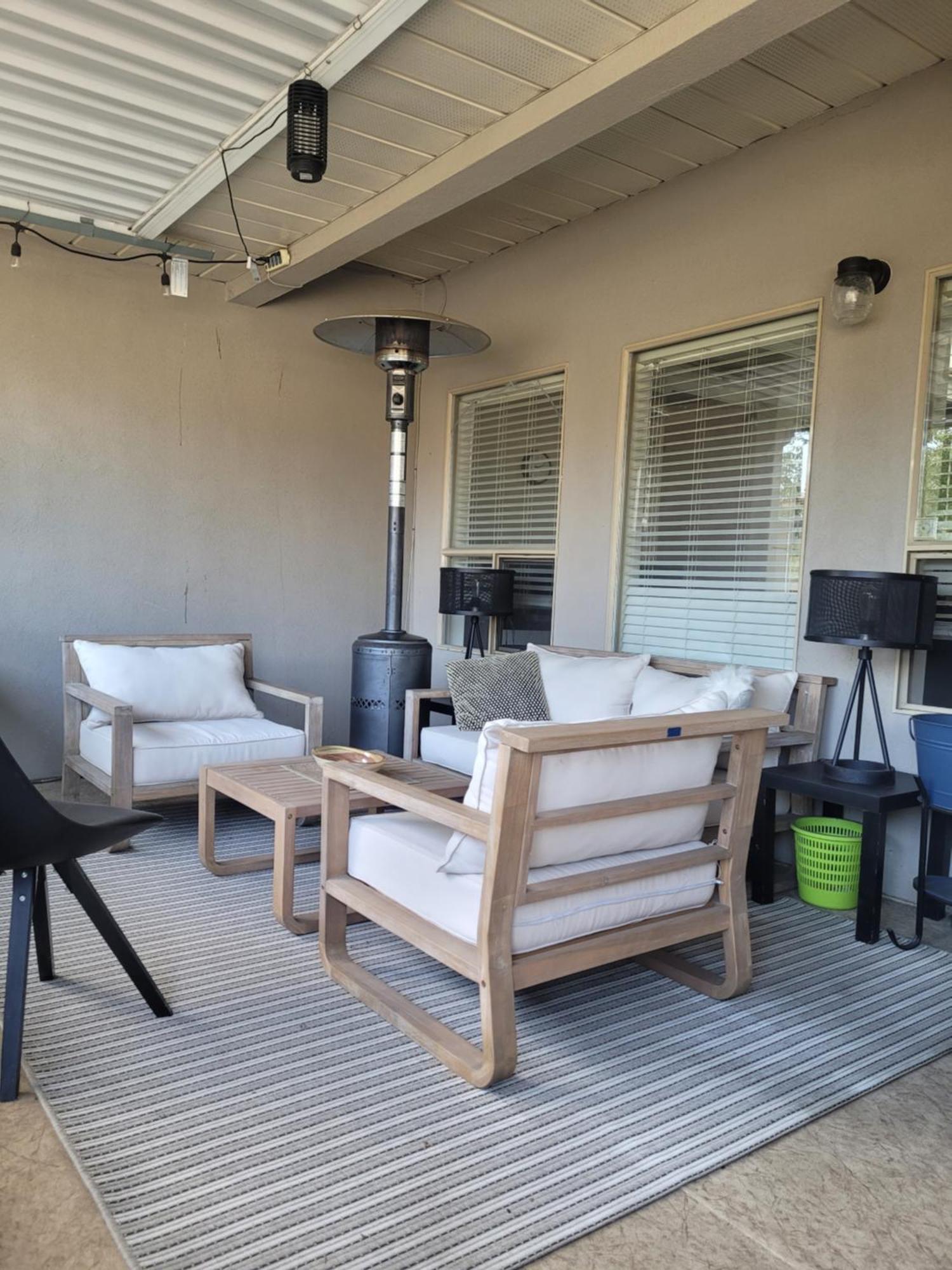V.i.p. Club Homestay *