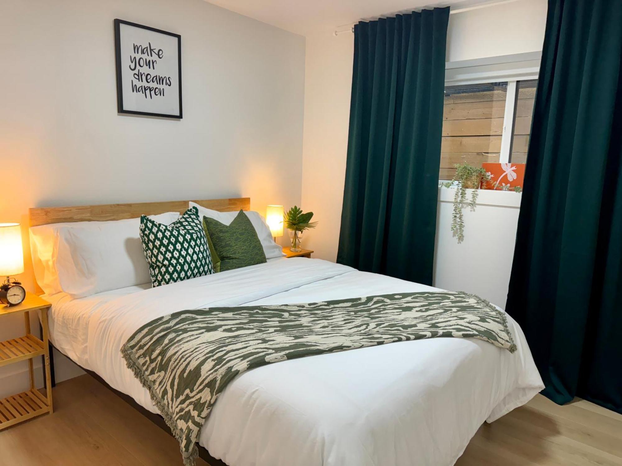 Guest house The Sunset Haven- Cozy 2br Basement Near White Rock Surrey