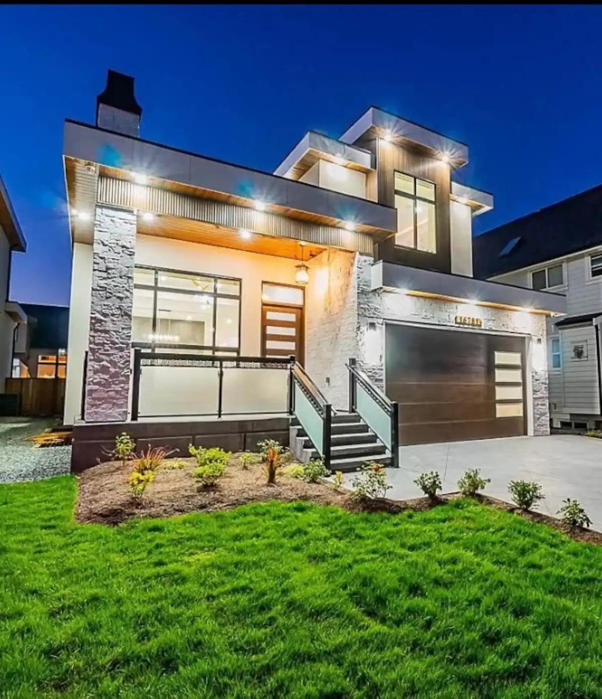 The Sunset Haven- Cozy 2br Basement Near White Rock Guest house Surrey