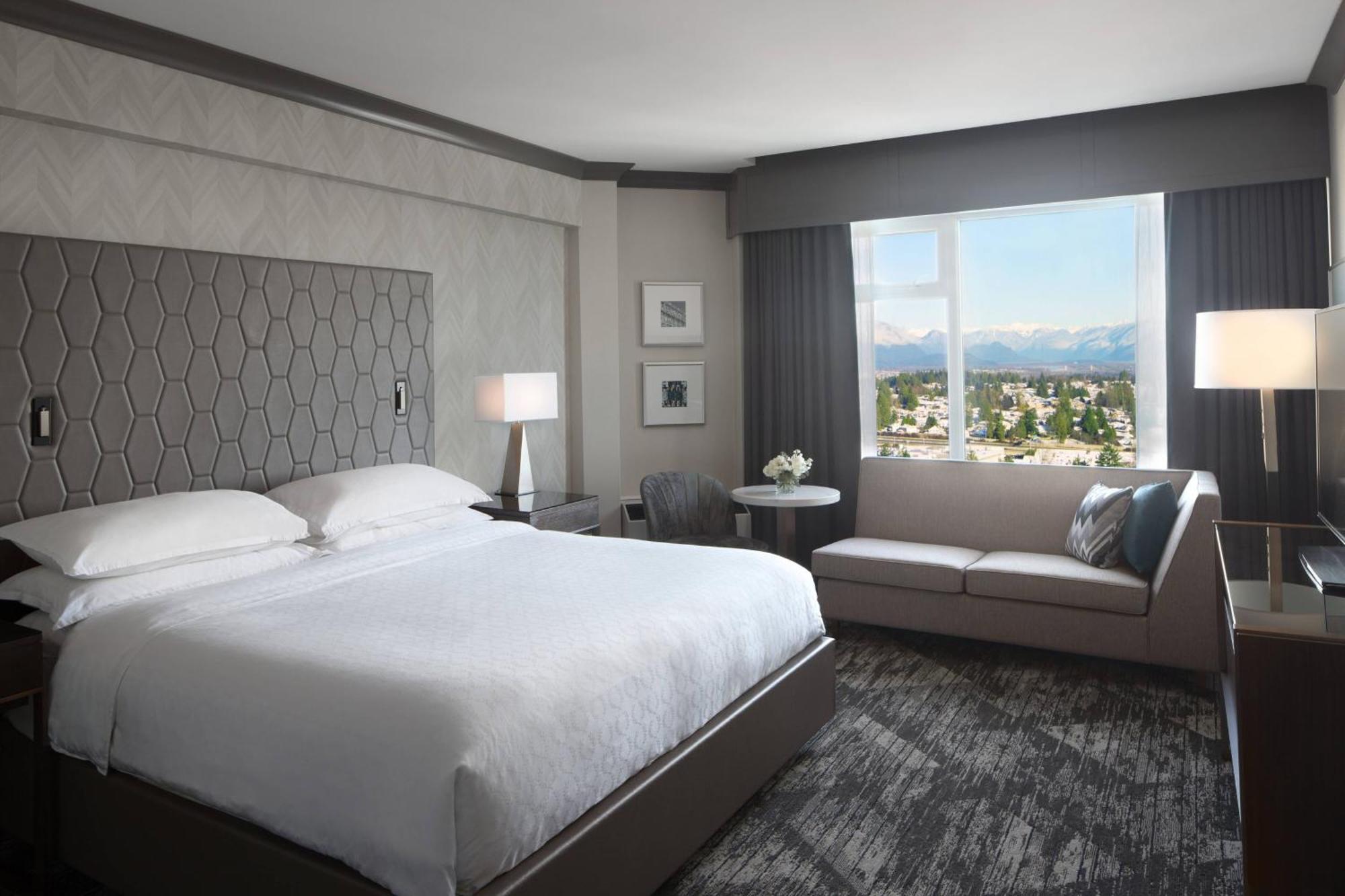 Sheraton Vancouver Guildford 4* Surrey
